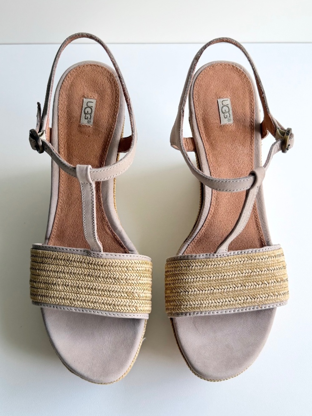 Ugg Australia Women's Fitchie Leather T-Strap Wedge Sandals - Picture 2 of 11